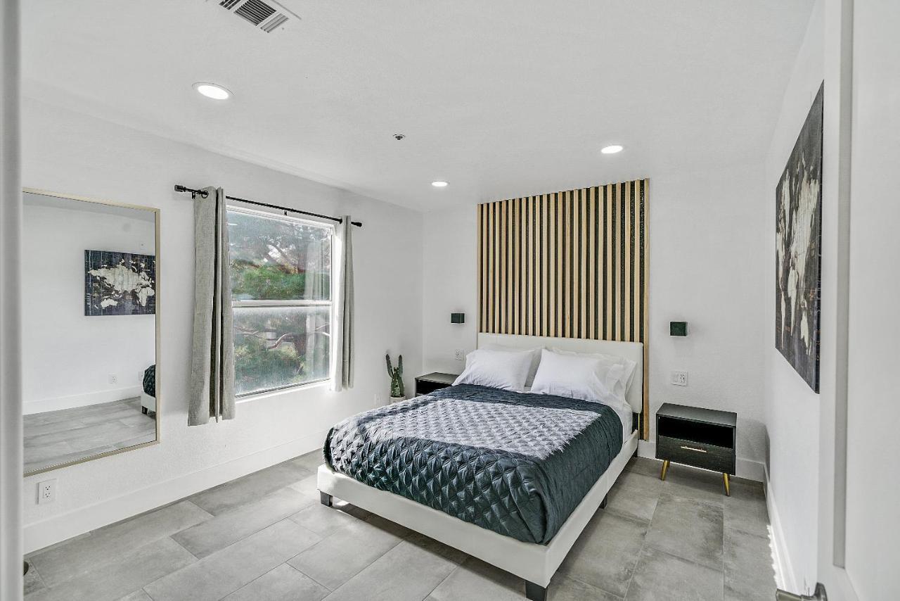Condo Close To Strip And Raiders Stadium Las Vegas Eksteriør bilde